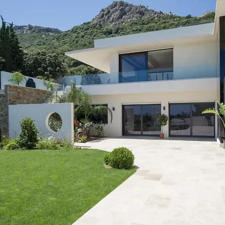 Mizar Villa Algajola (Corsica)
