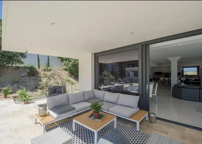 Mizar Villa Algajola (Corsica)