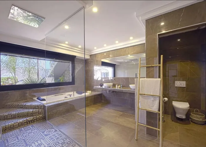 ヴィラ Mizar アルガジョラ